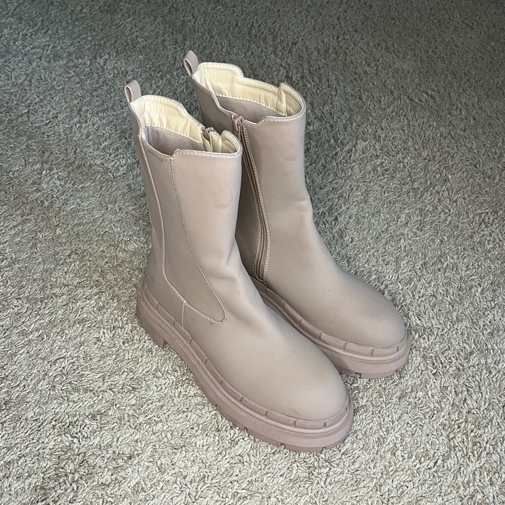Faux Leather Chunky Chelsea Boots Size 10 - Picture 3 of 12
